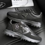 Prada Siyah - Görsel 3